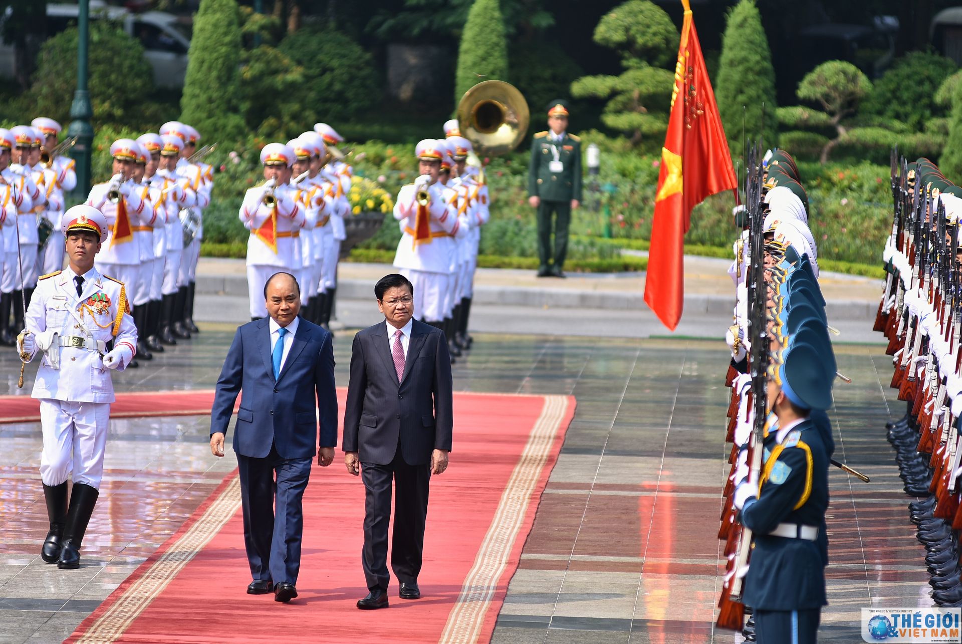 le don chinh thuc thu tuong lao thongloun sisoulith tai phu chu tich