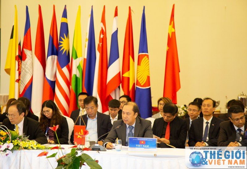 ASEAN-Trung Quốc họp về Thực hiện Tuyên bố về ứng xử của các bên ở Biển Đông lần thứ 18 hoi nghi asean trung quoc ve thuc hien tuyen bo ve ung xu cua cac ben o bien dong lan thu 18