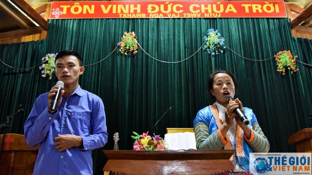 Lên Điện Biên cùng người Mông hát Thánh ca