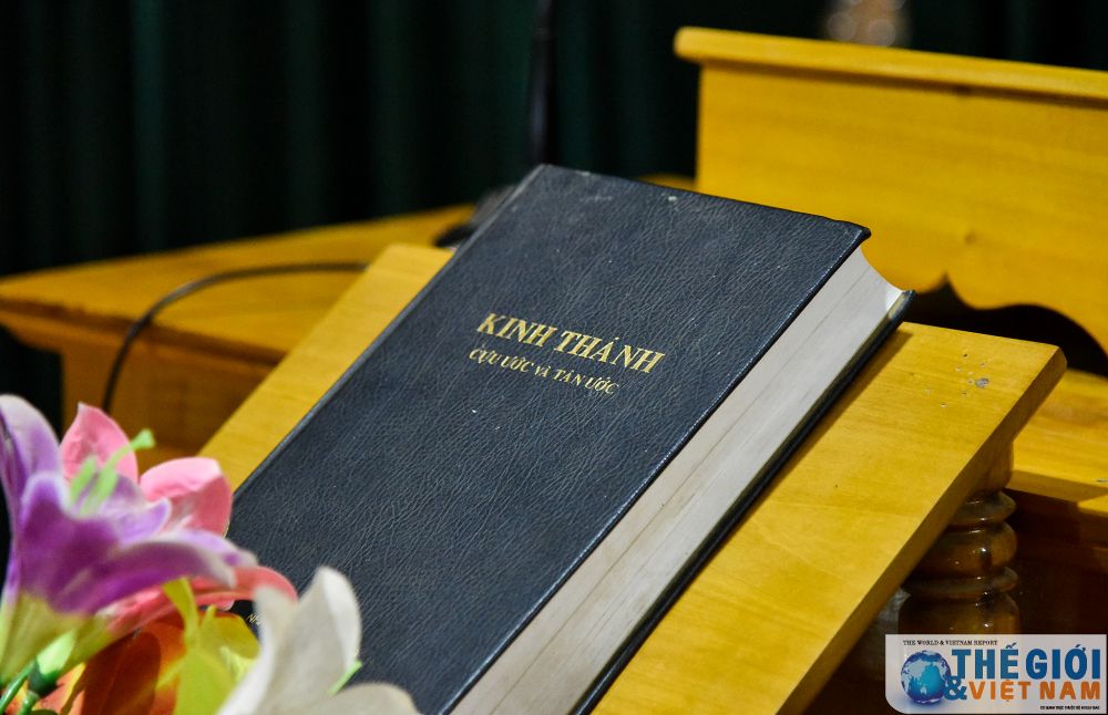 len dien bien cung nguoi mong hat thanh ca