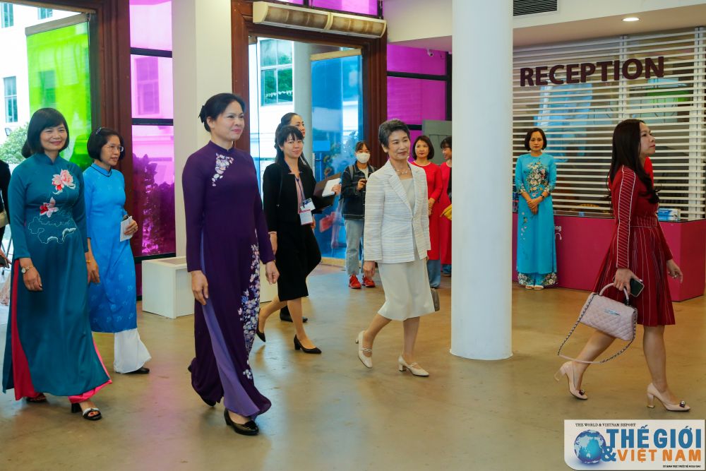 phu nhan thu tuong nhat ban suga mariko tham bao tang phu nu viet nam