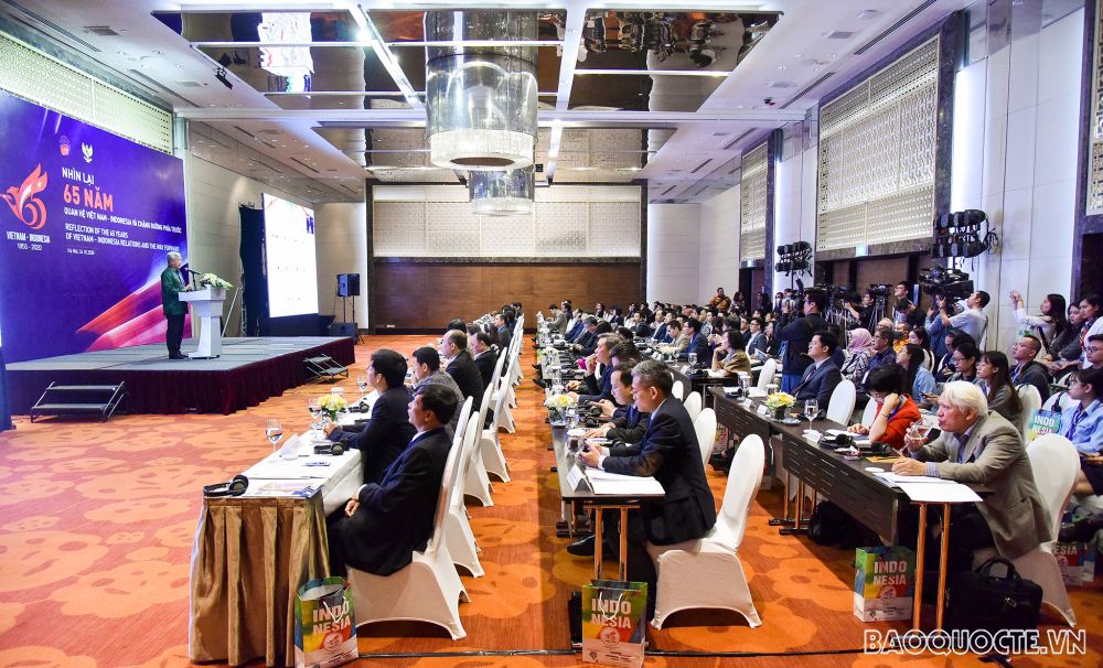 nhin lai 65 nam quan he viet nam indonesia va chang duong phia truoc