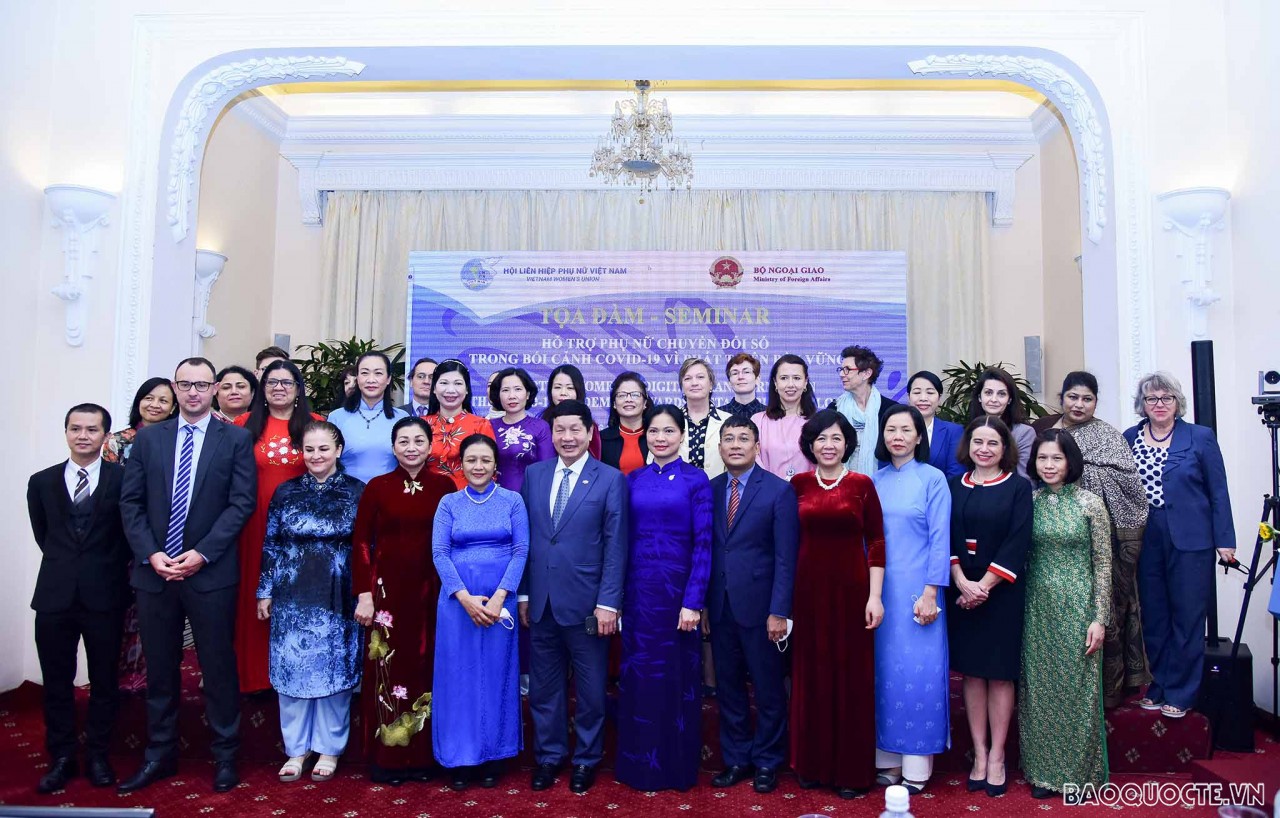 Giải pháp nào hỗ trợ phụ nữ chuyển đổi số trong bối cảnh Covid-19?