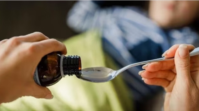 Ấn Độ: Siro ho nghi gây tử vong cho trẻ em và bác sĩ bất tỉnh sau khi uống thử