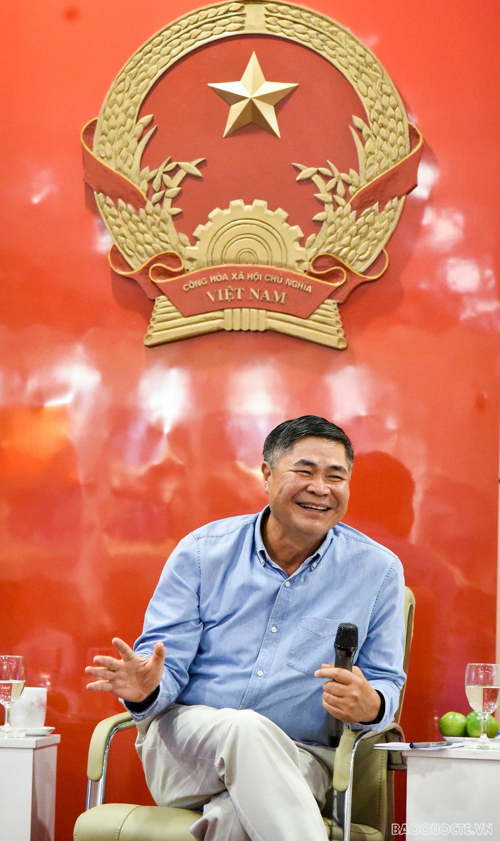 Thanh niên ngoại giao cân bằng cuộc sống với công việc như thế nào?