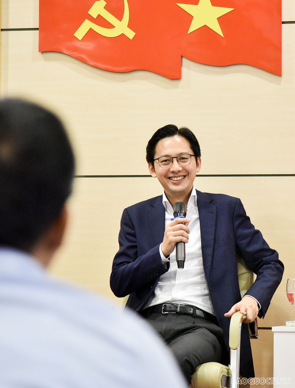 Thanh niên ngoại giao cân bằng cuộc sống với công việc như thế nào?