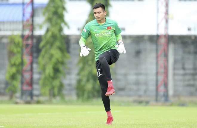 HLV Park Hang Seo bổ sung gấp thủ môn chuẩn bị cho AFF Cup 2020 HLV Park Hang Seo bổ sung gấp thủ môn chuẩn bị cho AFF Cup 2020