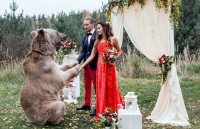 mariah carey ban chiec nhan dinh hon tri gia 10 trieu usd