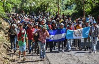 hang nghin nguoi di cu tiep tuc do ve bien gioi tho nhi ky hy lap