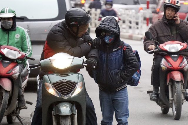 Sai lầm của bố mẹ khi trời lạnh khiến trẻ nhỏ càng dễ mắc bệnh