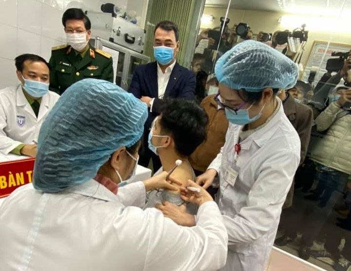 Sau 72 giờ tiêm thử nghiệm vaccine Nanocovax, sức khỏe tình nguyện viên ra sao? Sau 72 giờ tiêm thử nghiệm vaccine Covid-19 Nanocovax, sức khỏe tình nguyện viên ra sao?