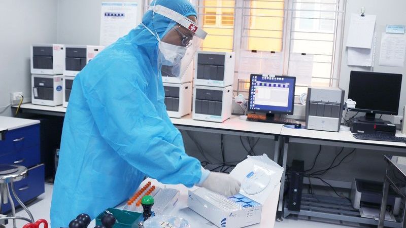 Kết quả xét nghiệm 13/13 F1 BN1440 ở Vĩnh Long âm tính lần 1 với virus SARS-CoV-2