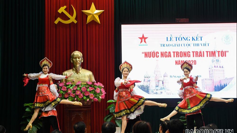 16 tác phẩm xuất sắc của Cuộc thi viết 'Nước Nga trong trái tim tôi' năm 2020