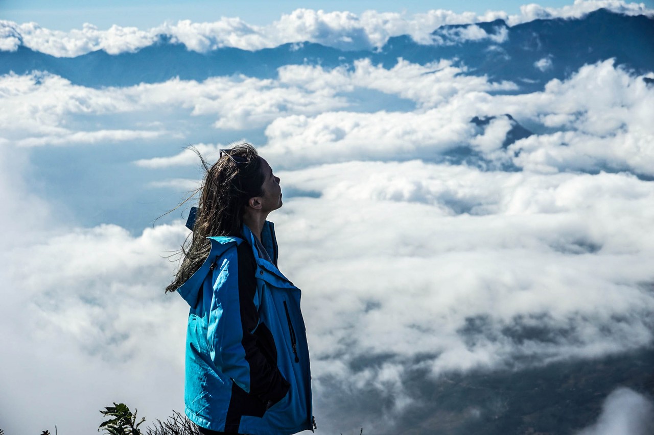 Lên đỉnh Lảo Thẩn tắm mây Lên đỉnh Lảo Thẩn tắm mây