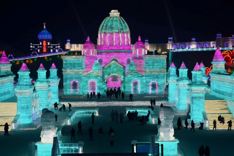 Huyền ảo lễ hội băng đăng lớn nhất thế giới tại Trung Quốc huyen ao le hoi bang dang lon nhat the gioi tai trung quoc