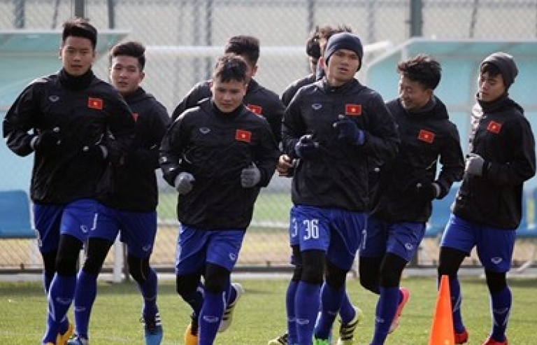 U23 Việt Nam “méo mặt” làm quen với cái lạnh 0 độ C ở Trung Quốc