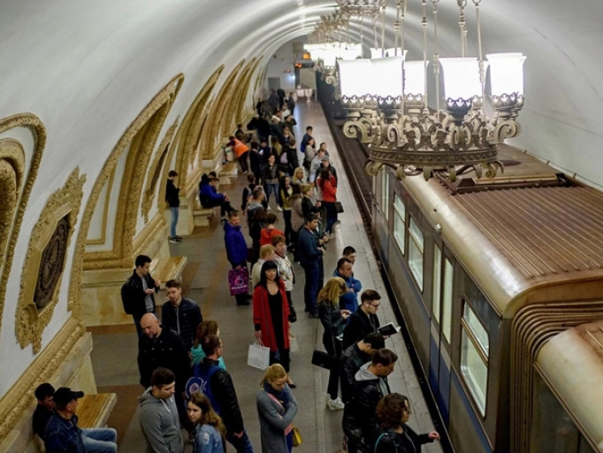 Tàu điện ngầm Moscow: Thời gian ngừng lại ở nơi bận rộn nhất