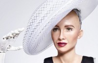 doc dao cuoc thi robot truot tuyet dau tien tren the gioi