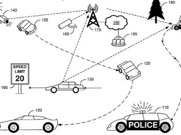 Xe cảnh sát không người lái, biết ẩn nấp "tóm" lái xe quá tốc độ