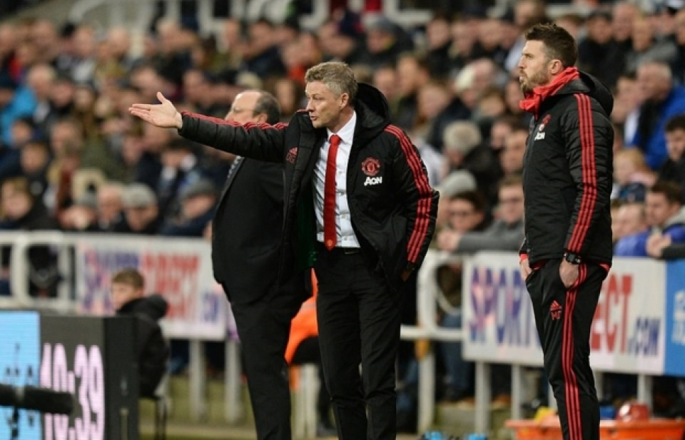 HLV Solskjaer không hài lòng dù MU chiến thắng