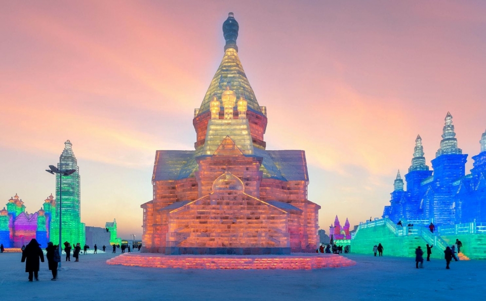 Trung Quốc: Lâu đài như cổ tích tại lễ hội băng lớn nhất thế giới trung quoc lau dai nhu co tich tai le hoi bang lon nhat the gioi