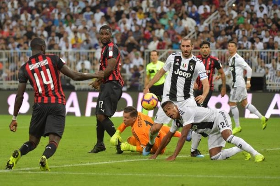 Ronaldo rạng rỡ trong ngày giành danh hiệu đầu tiên cùng Juventus ronaldo rang ro trong ngay gianh danh hieu dau tien cung juventus