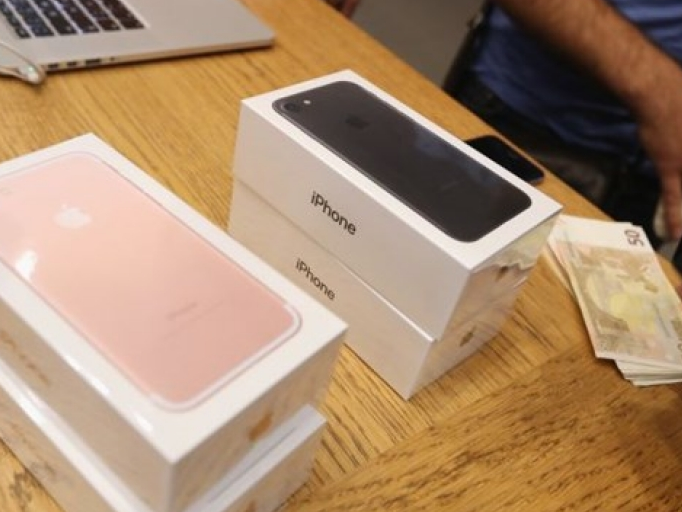 Qualcomm quyết chặn tới cùng việc Apple bán iPhone ở Đức