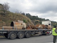 Nín thở chờ giải cứu bé 2 tuổi rơi xuống giếng sâu 100m