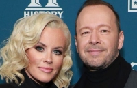 lan dau cat toc sau dich covid 19 khach phong tay bo hang ngan usd