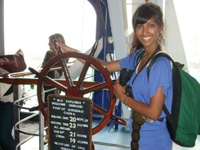 co gai nam a xinh dep di 193 quoc gia ma chang ton gi nhieu nhan