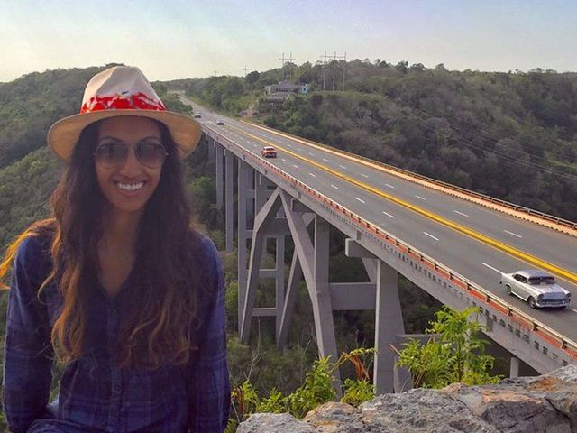 co gai nam a xinh dep di 193 quoc gia ma chang ton gi nhieu nhan