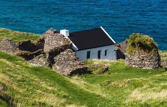 Hòn đảo hẻo lánh đăng tin 'tuyển dụng' tìm ông bà chủ