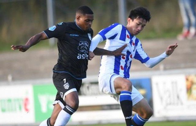 Đồng đội quá tải, liệu có cơ hội cho Văn Hậu tiếp tục ra sân ở Cup Quốc gia Hà Lan?