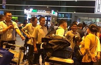 Không kịp đón giao thừa nhưng vẫn hạnh phúc khi được trở về