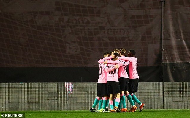 Messi ghi dấu ấn giúp Barcelona vào tứ kết Cúp Nhà vua