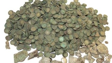 Ba Lan: Phát hiện kho báu quý hiếm thời Trung cổ