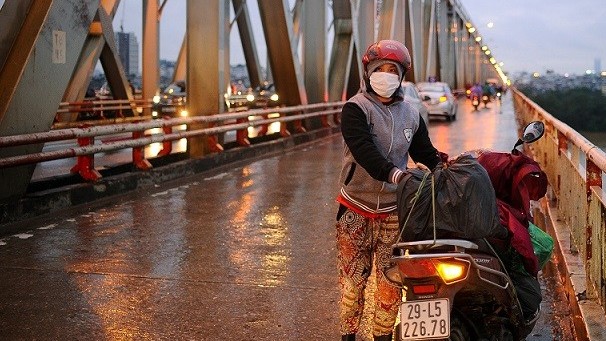 Dự báo thời tiết đêm nay và ngày mai (10-11/1): Bắc Bộ rét sâu, vùng núi rét đậm; Trung Bộ mưa vừa mưa to; Tây Nguyên, Nam Bộ ngày nắng