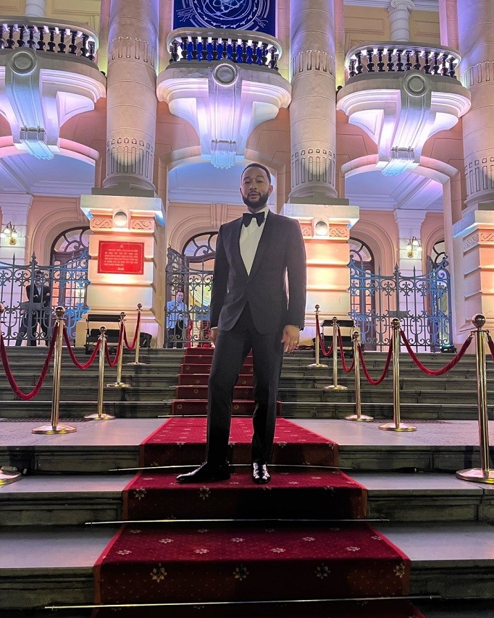 Huyền thoại âm nhạc khám phá, tham quan Hà Nội