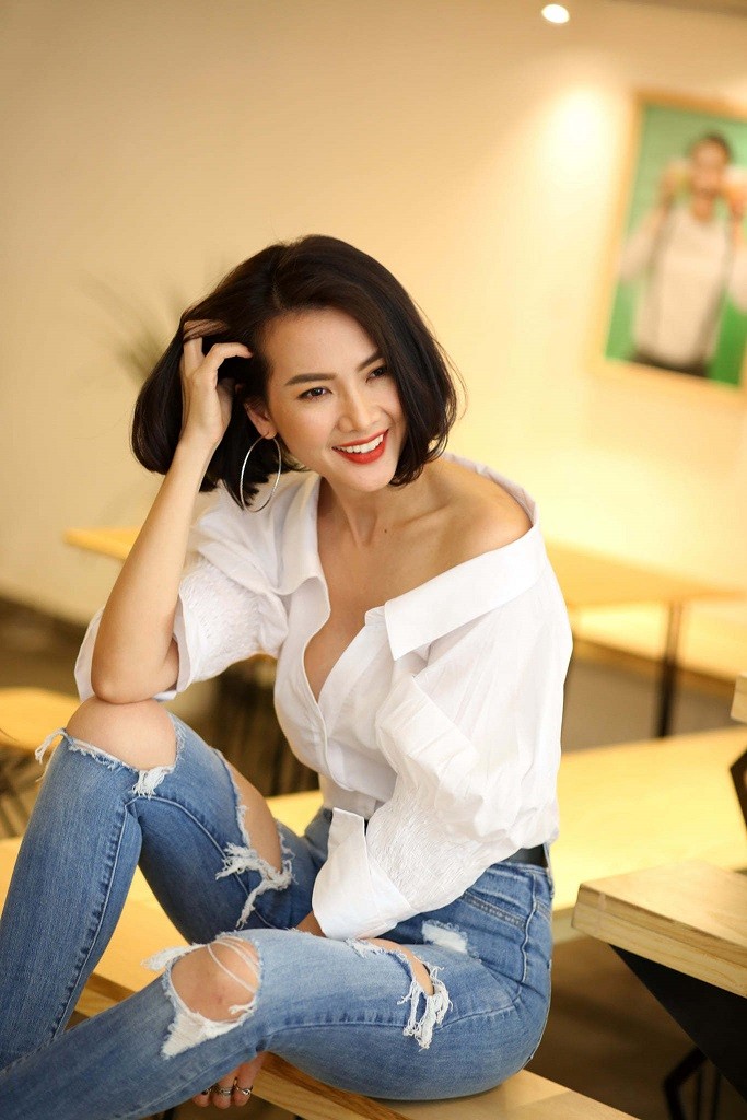 Người đẹp cũng rất đầu tư cho hình ảnh của mình trong lần tái xuất này.