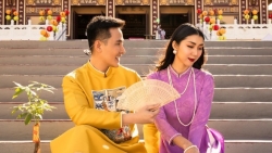 Day dứt nỗi nhớ quê những ngày Tết, cựu siêu mẫu Ngọc Quyên cùng bạn vãn cảnh chùa ở Mỹ