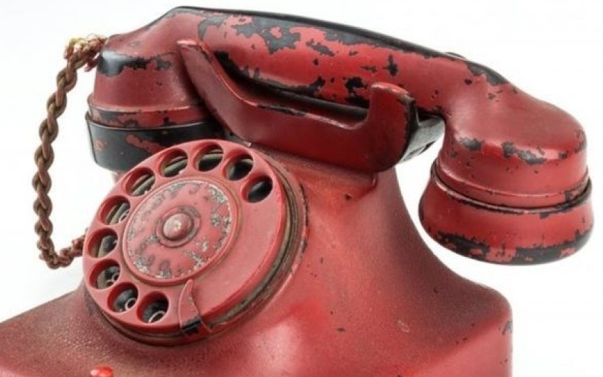 Bán đấu giá chiếc điện thoại "vũ khí hủy diệt" của Hitler