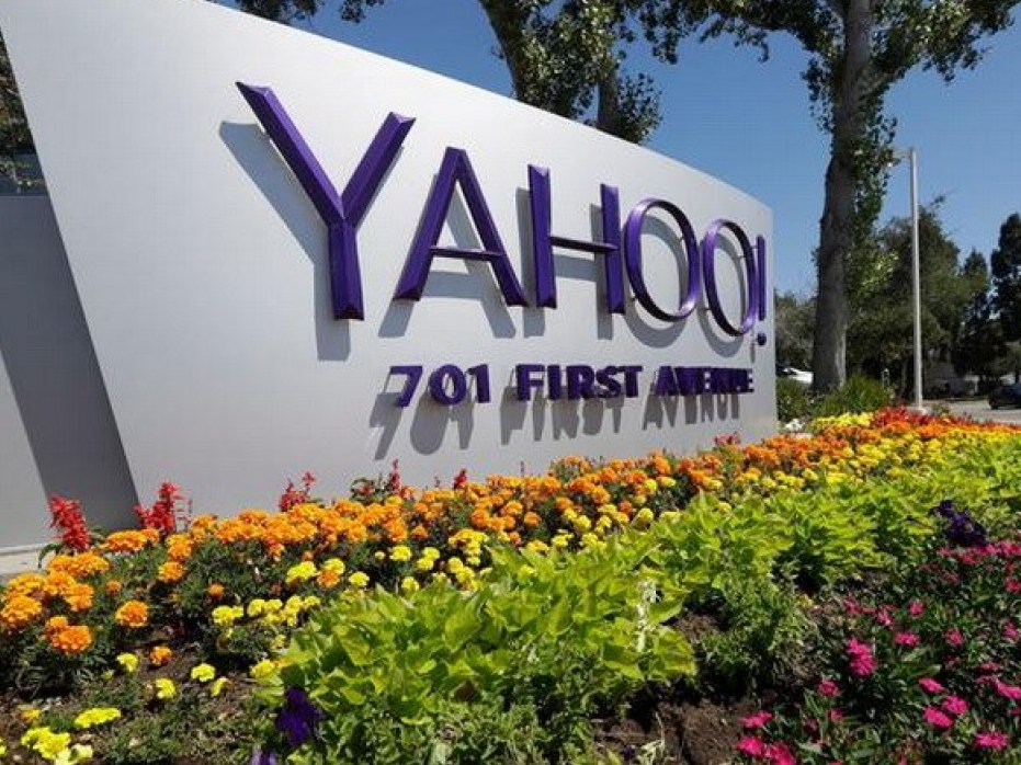 Yahoo nhượng bộ 350 triệu USD trong thương vụ với Verizon