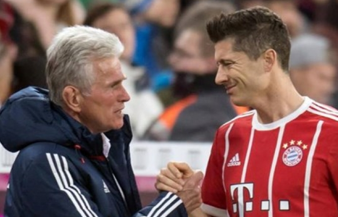 Robert Lewandowski sắp san bằng kỷ lục của HLV Jupp Heynckes