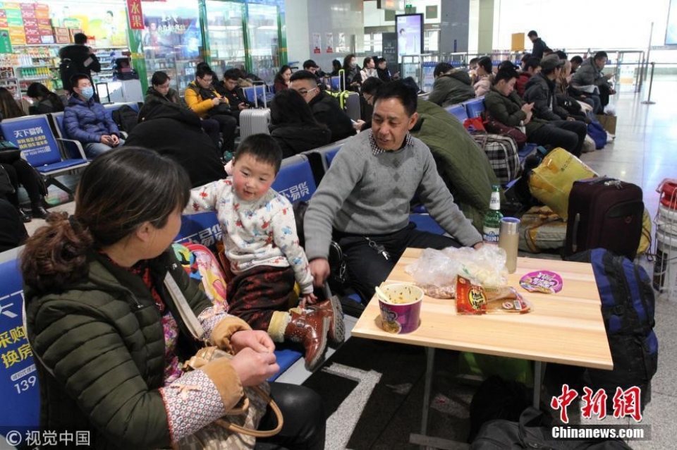 muon kieu thu gian cua nguoi trung quoc trong hanh trinh xuan van