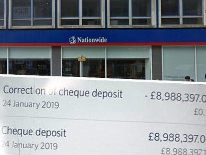 Anh: Thành tỷ phú sau một đêm nhờ sự nhầm lẫn của ngân hàng