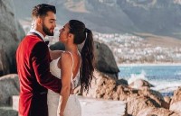 mac hoi chung la co gai ngat xiu moi khi cuoi