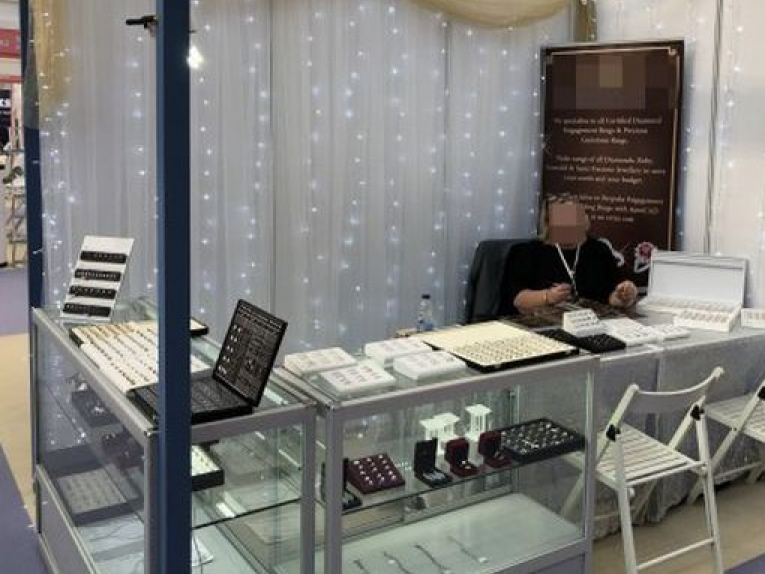 Anh: Đạo chích "cuỗm" 250 chiếc nhẫn kim cương giá 5 tỷ đồng trong 1 đêm tại triển lãm