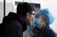 indonesia hang loat nha hang ngung ban mon dac san doi ham vi virus corona