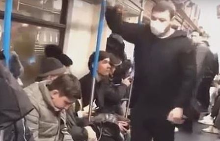 Đùa dại khi giả bị nhiễm virus corona, nam thanh niên đối diện với án tù 5 năm