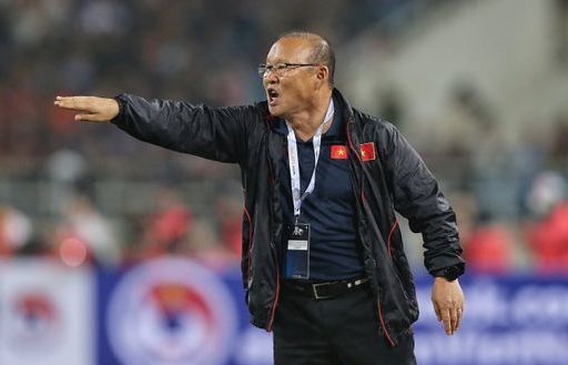 HLV Park Hang Seo lên tiếng sau án phạt của AFC